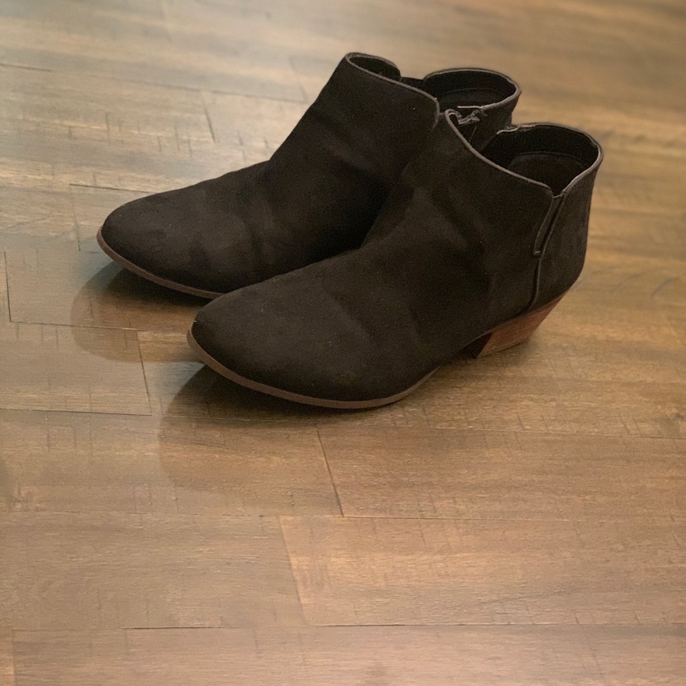 Booties - Picture 3 of 5